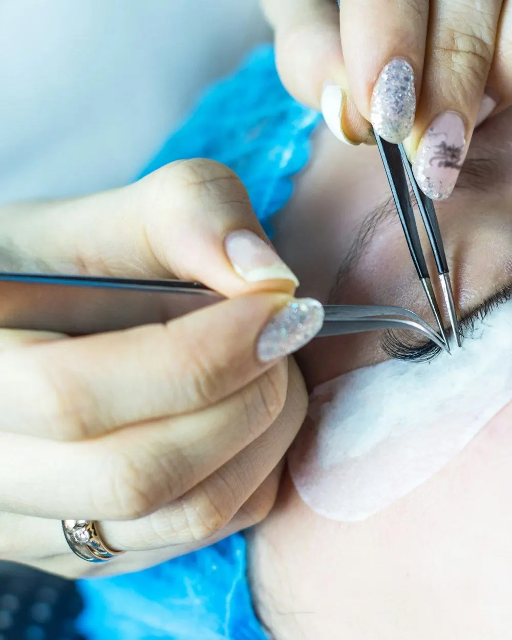 Pose d'extensions de cils